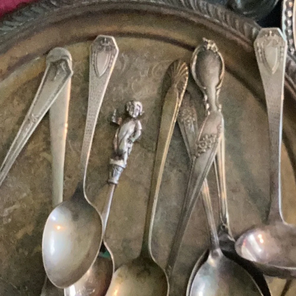 Wm Rogers Platter VINTAGE 10 1/2
